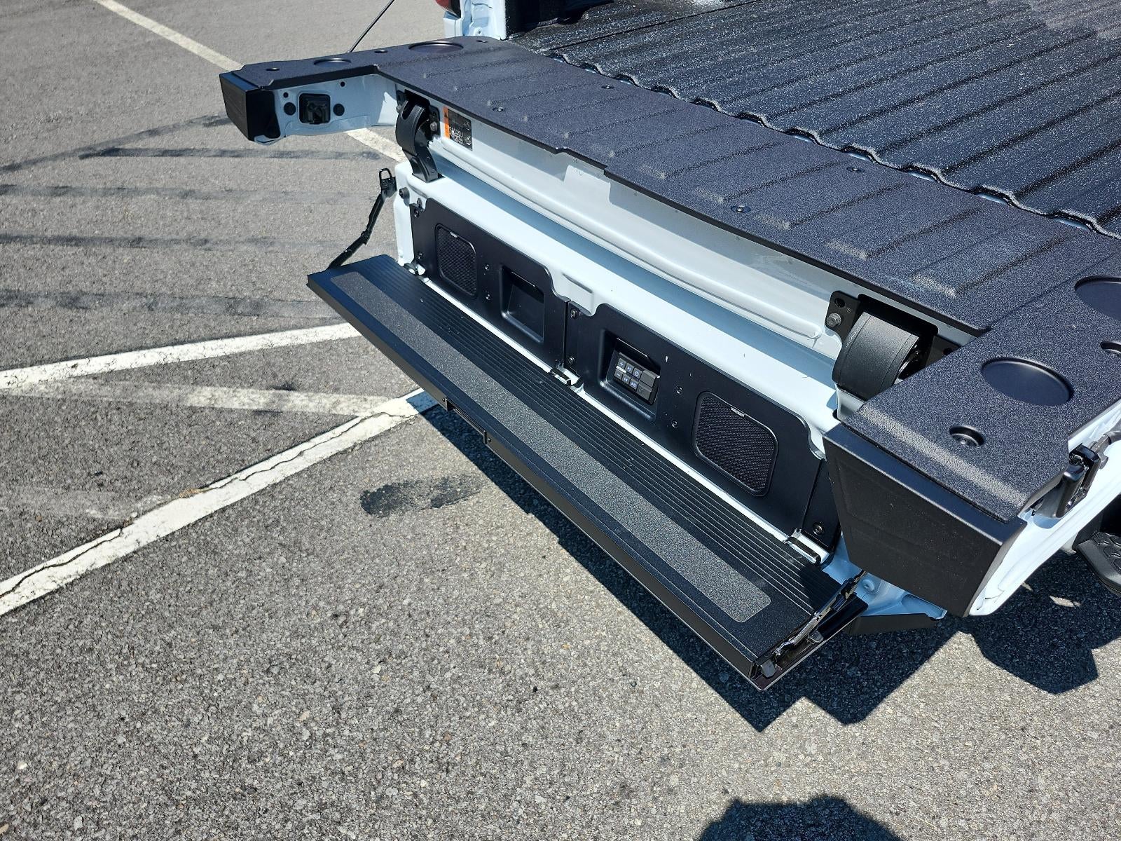 2026 GMC Sierra 1500 Denali Ultimate - Photo 11