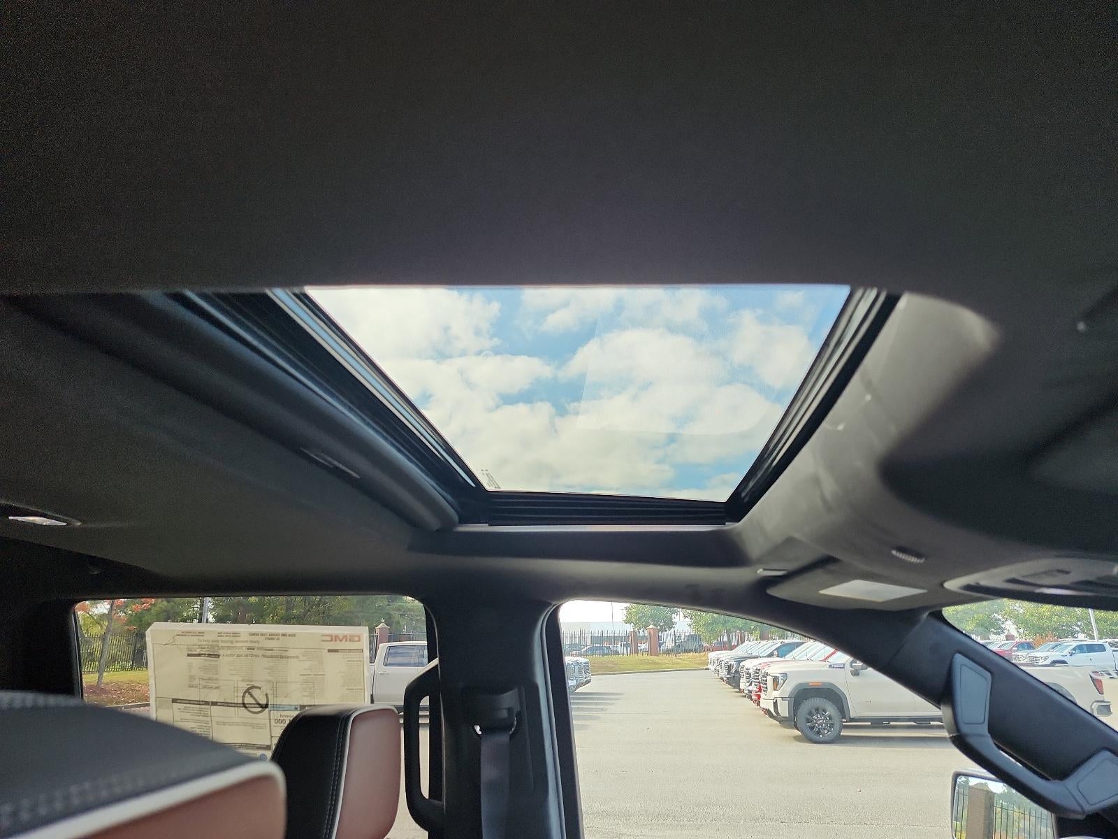 2026 GMC Sierra 1500 Crew Cab Short Box 4-Wheel Drive Denali Ultimate