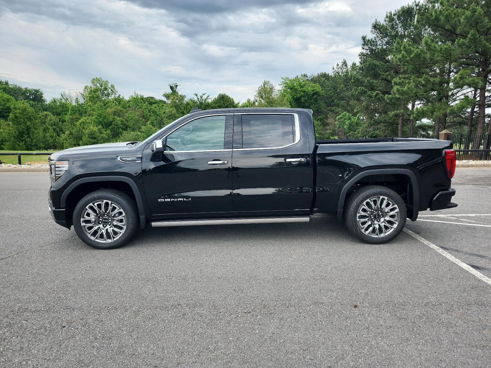 2026 GMC Sierra 1500 Crew Cab Short Box 4-Wheel Drive Denali Ultimate