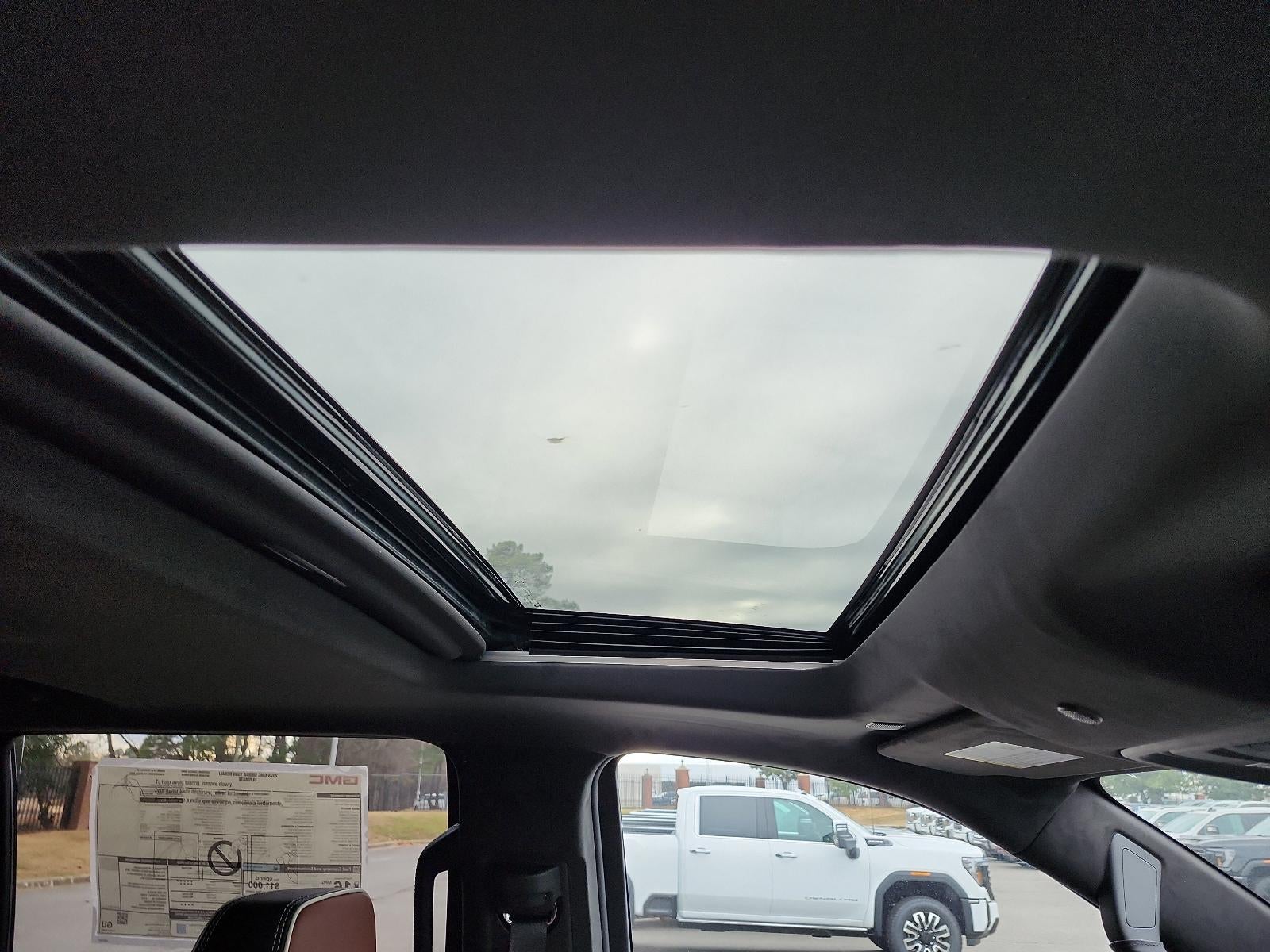 2026 GMC Sierra 1500 Crew Cab Short Box 4-Wheel Drive Denali Ultimate