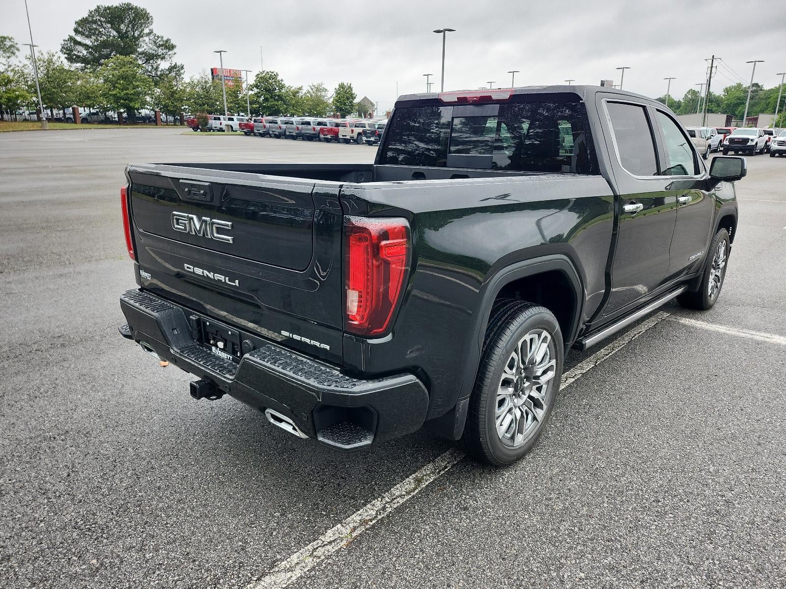 2026 GMC Sierra 1500 Crew Cab Short Box 4-Wheel Drive Denali Ultimate