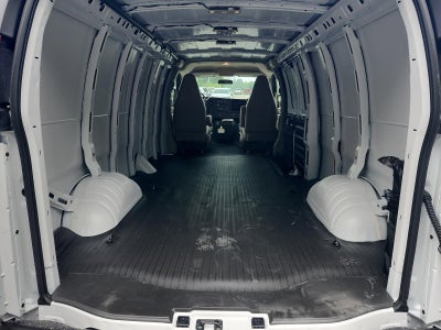 2026 GMC Savana Cargo 3500 Extended Wheelbase Rear-Wheel Drive