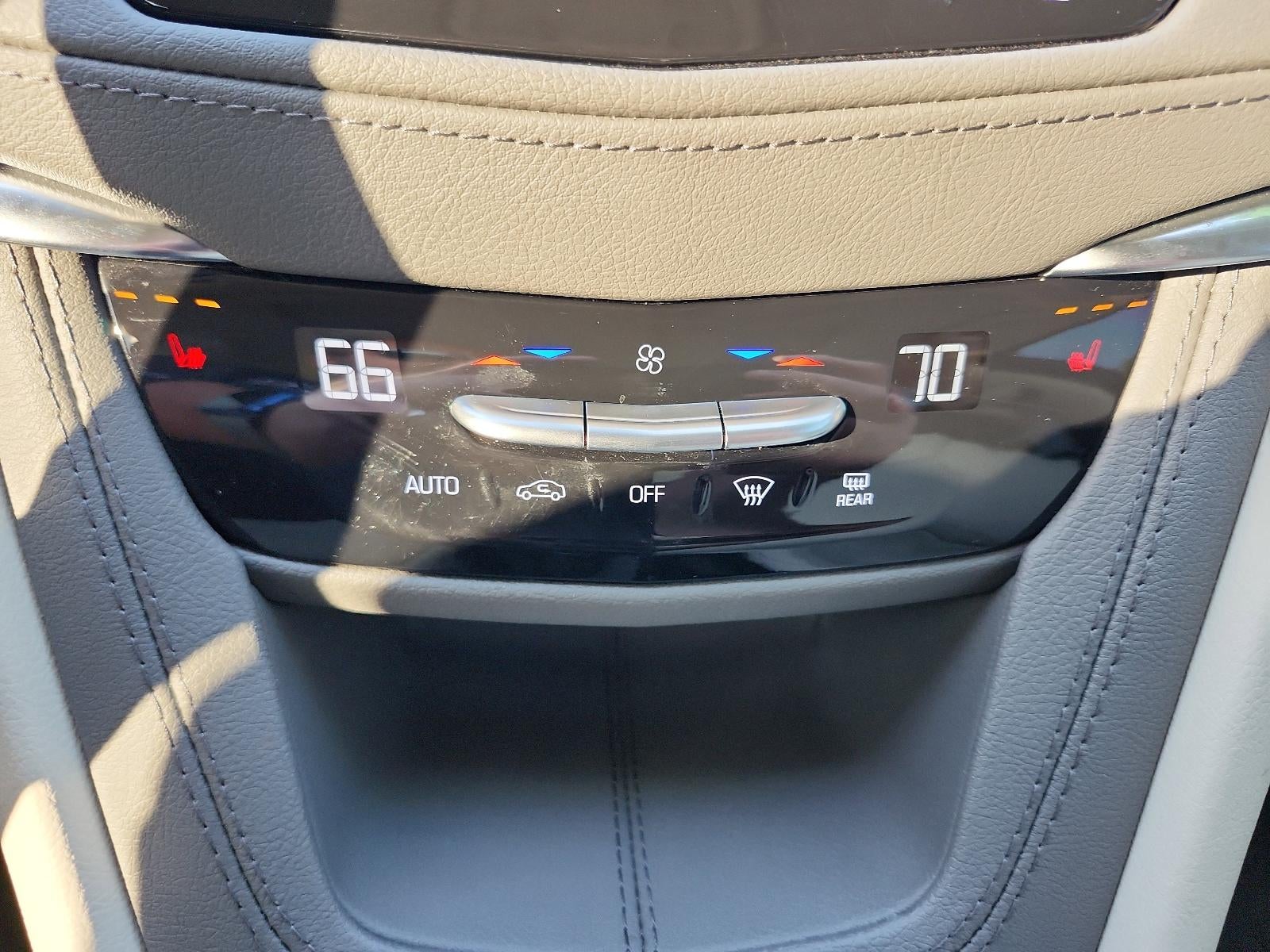 2023 Cadillac XT5 FWD Premium Luxury