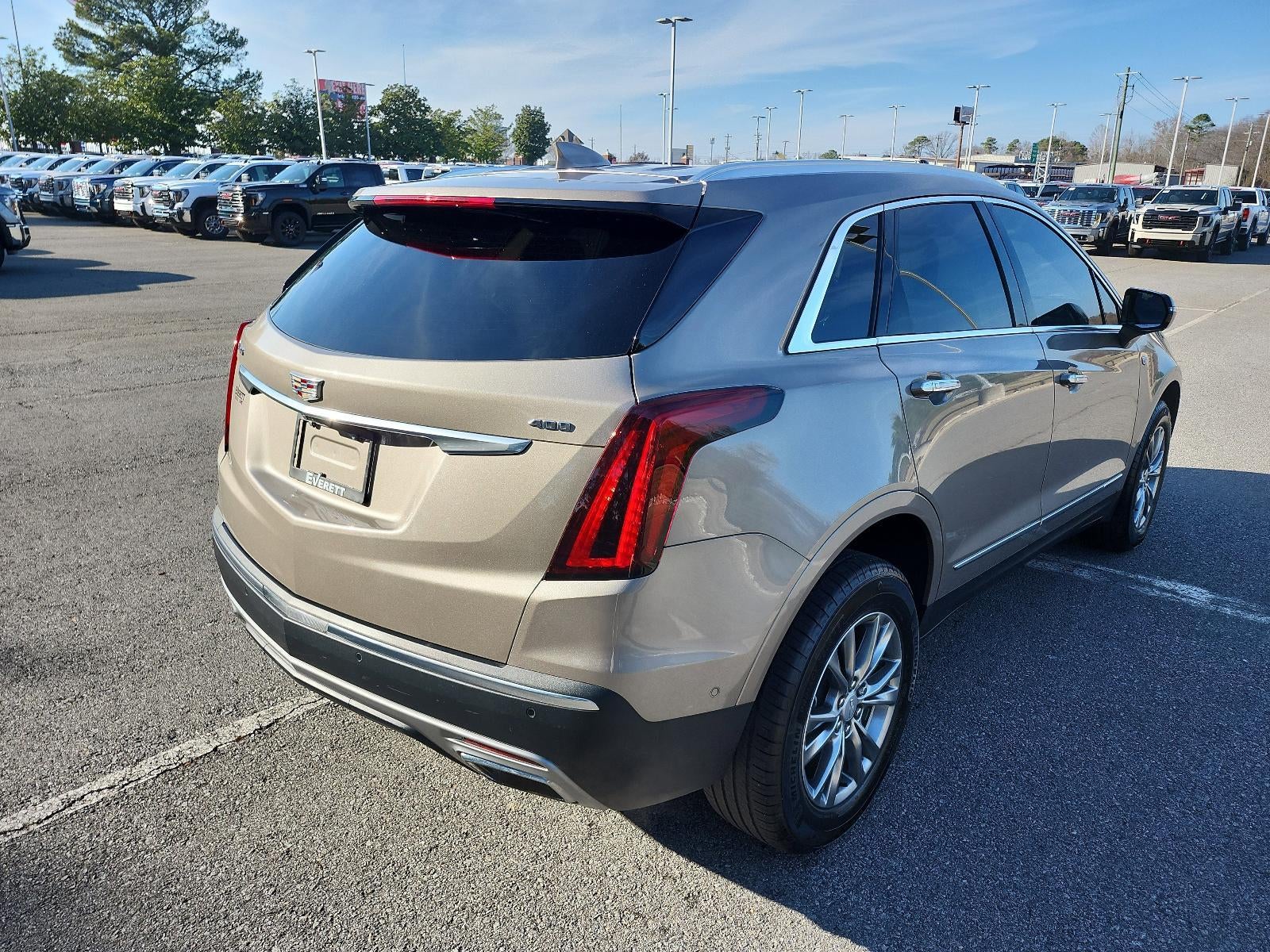 2023 Cadillac XT5 FWD Premium Luxury