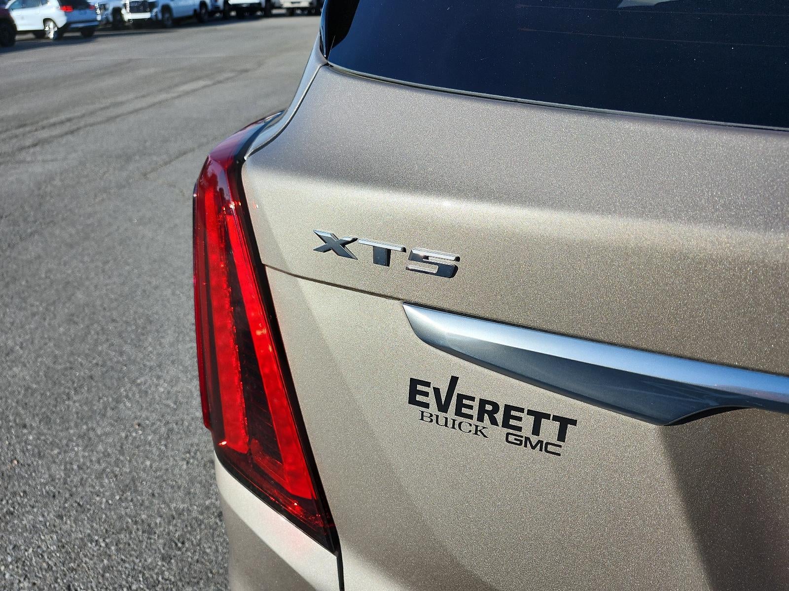 2023 Cadillac XT5 FWD Premium Luxury