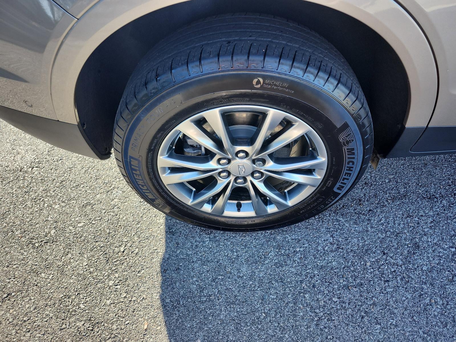 2023 Cadillac XT5 FWD Premium Luxury