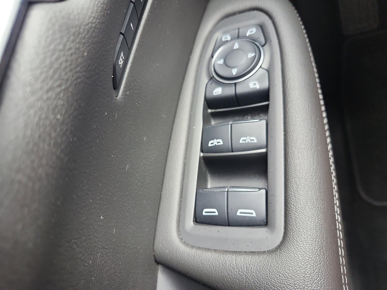 2023 Cadillac XT6 FWD Premium Luxury