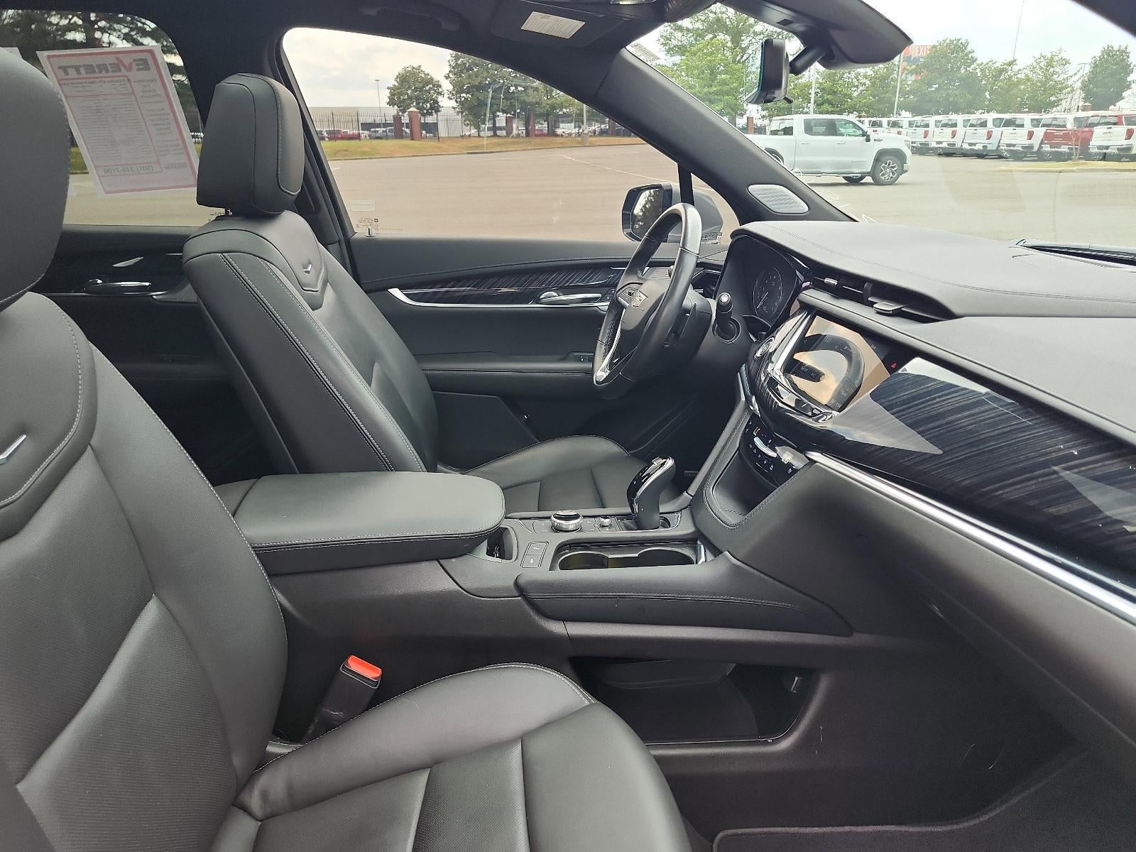 2023 Cadillac XT6 FWD Premium Luxury