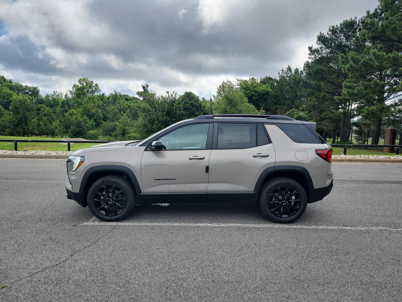 2026 GMC Terrain FWD 4dr Elevation