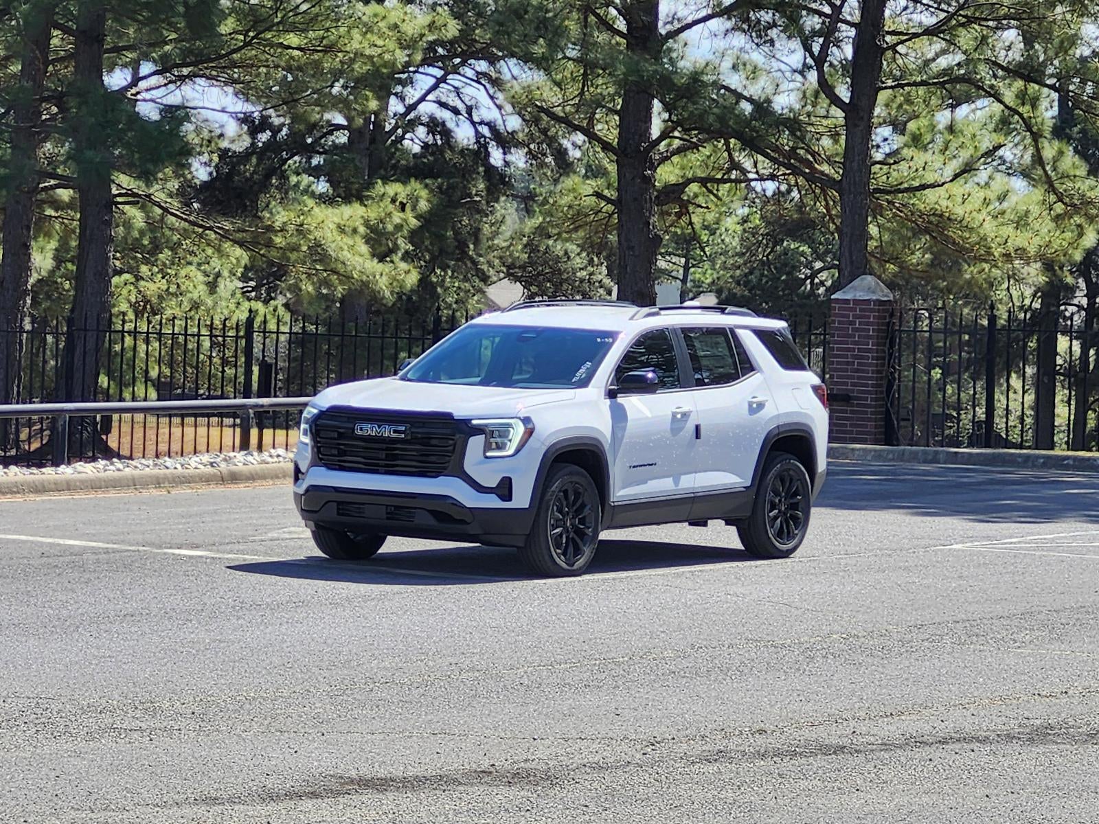 2026 GMC Terrain FWD 4dr Elevation