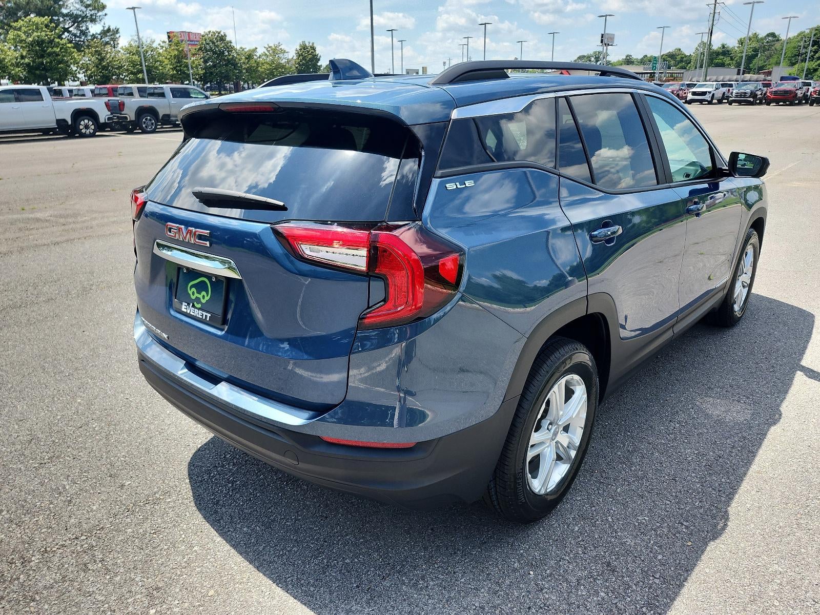2024 GMC Terrain SLE