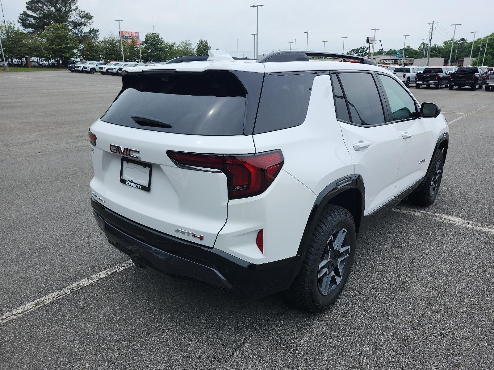 2026 GMC Terrain AWD 4dr AT4