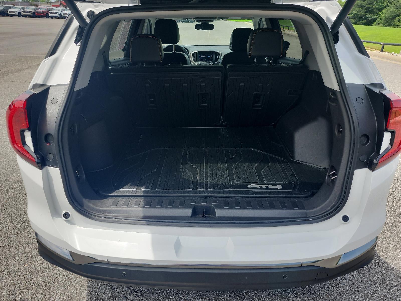2024 GMC Terrain AT4