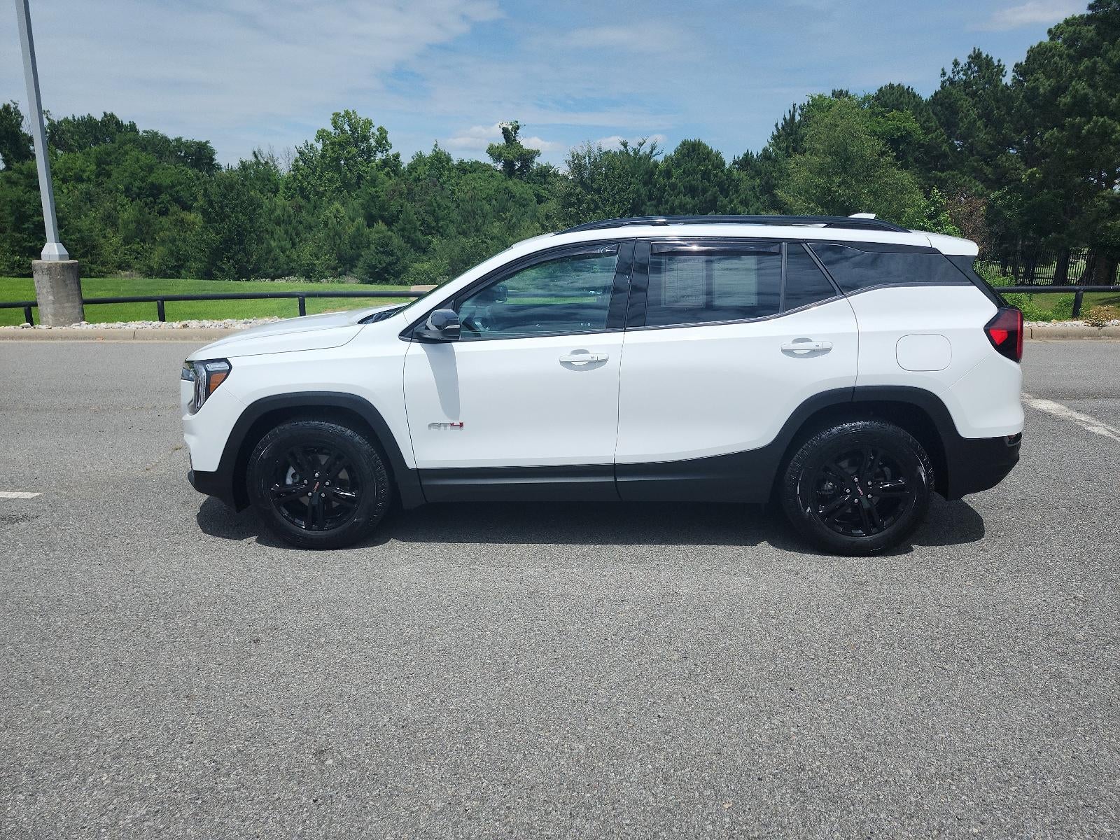 2024 GMC Terrain AT4