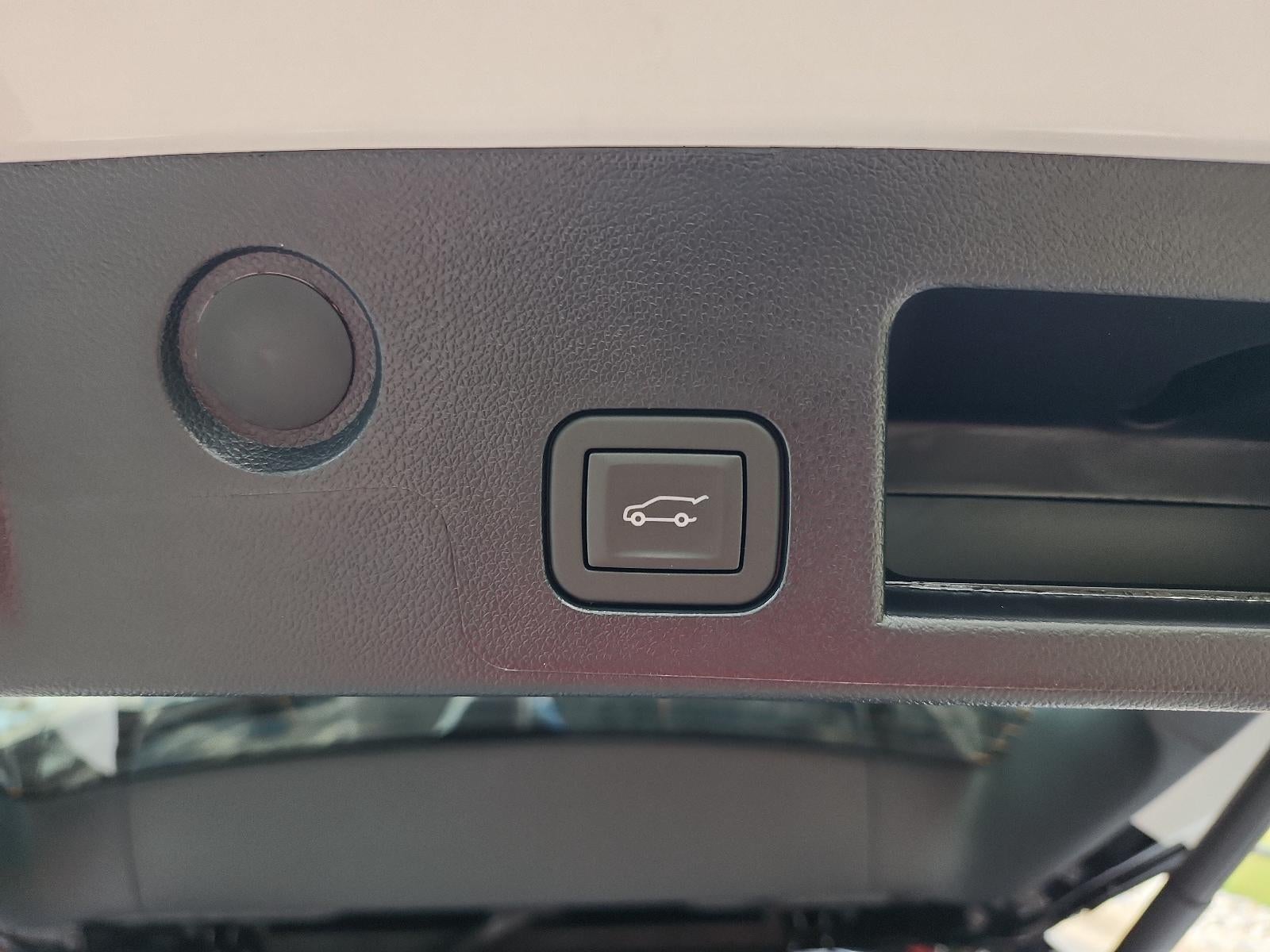 2027 GMC Terrain AT4 - Photo 9