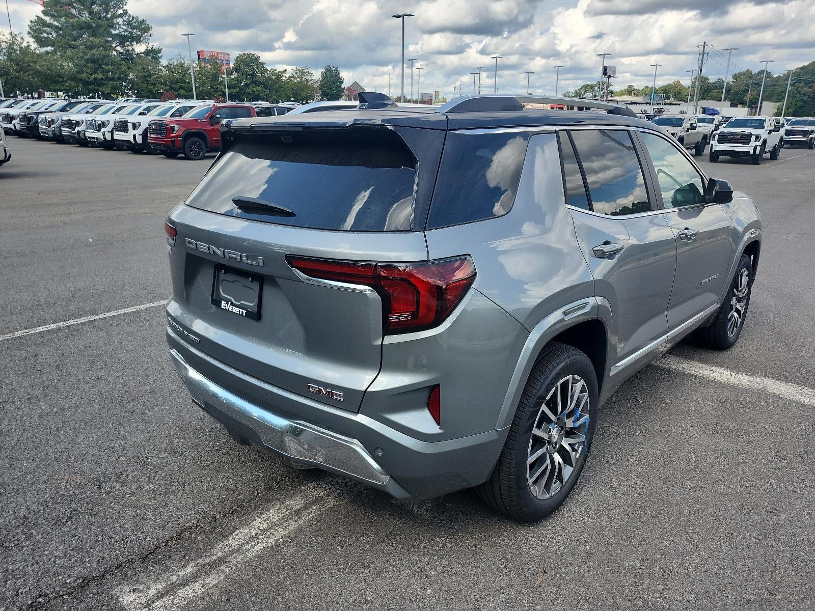 2027 GMC Terrain AWD 4dr Denali