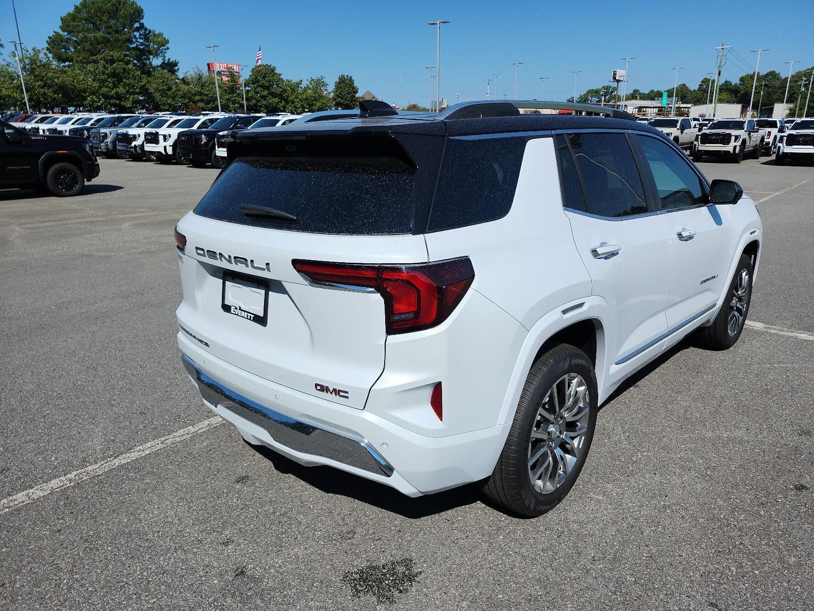2027 GMC Terrain AWD 4dr Denali