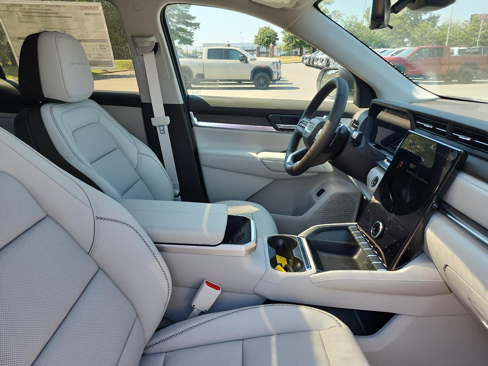 2027 GMC Terrain Denali - Photo 7