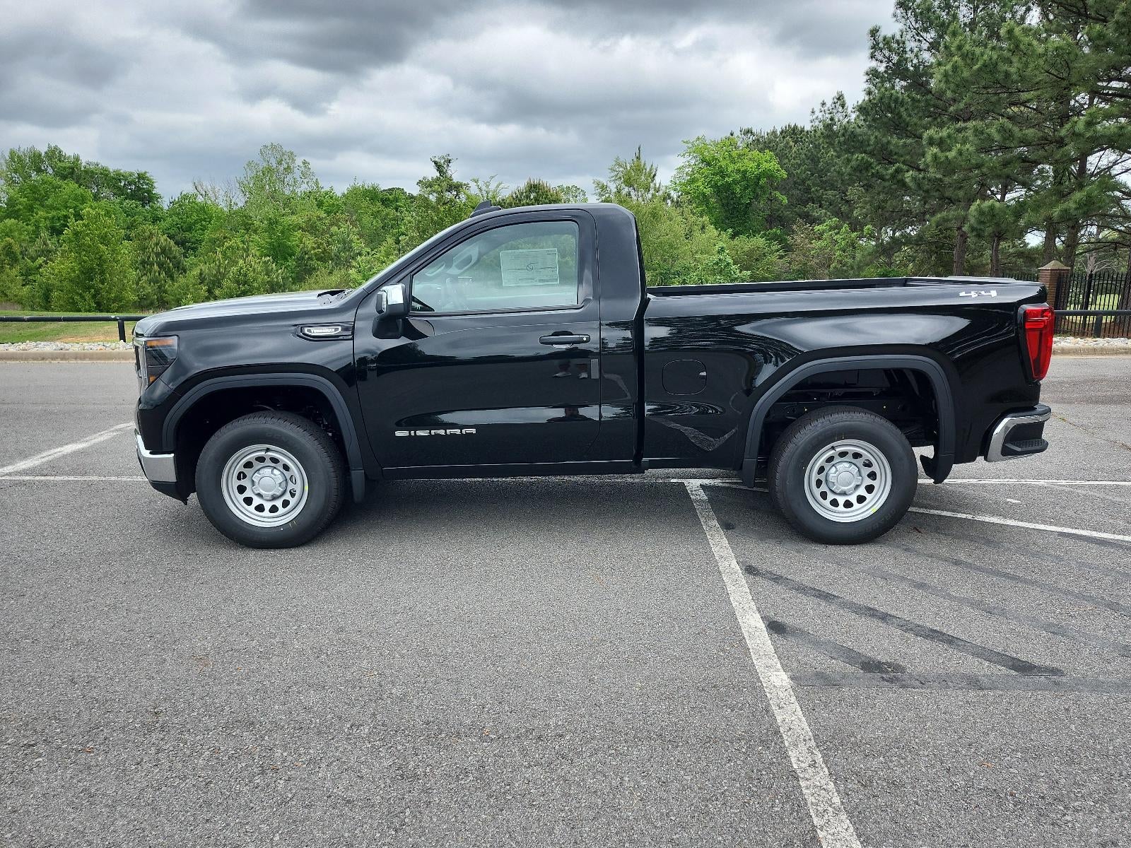 2026 GMC Sierra 1500 Regular Cab Standard Box 4-Wheel Drive Pro