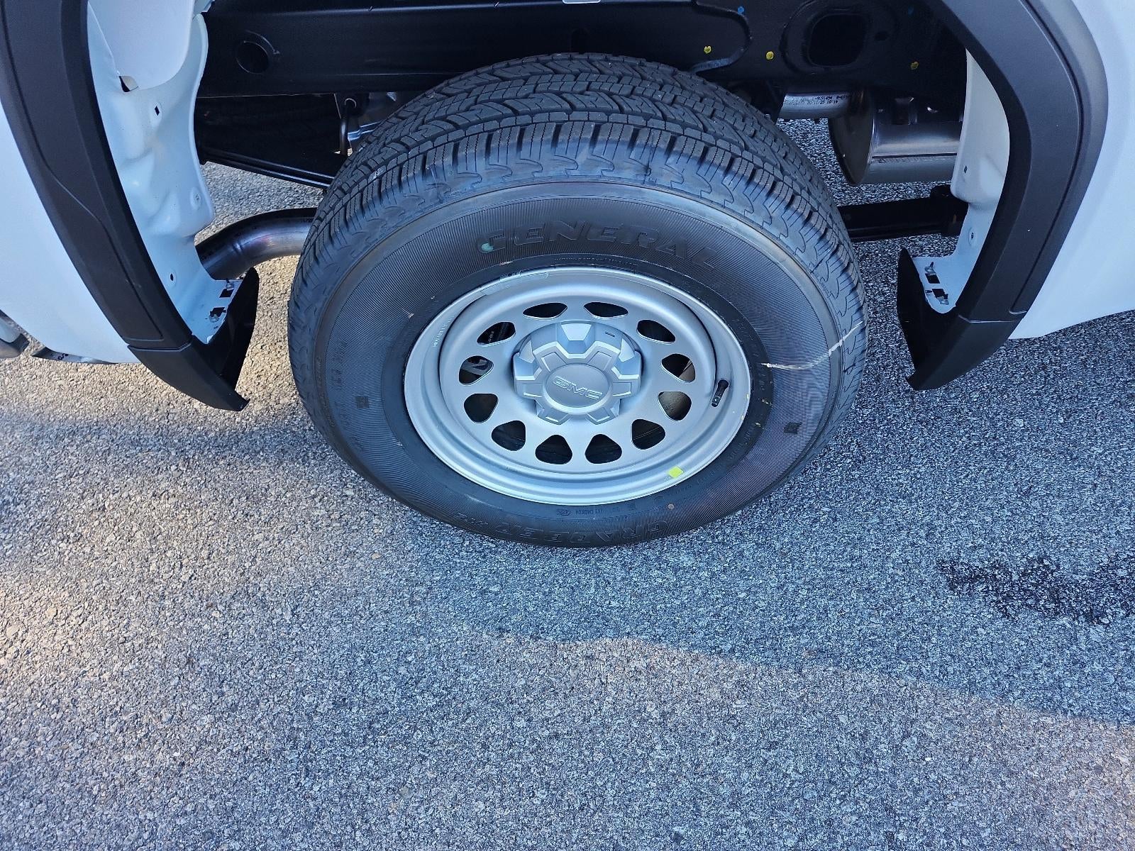 2026 GMC Sierra 1500 Crew Cab Short Box 4-Wheel Drive Pro