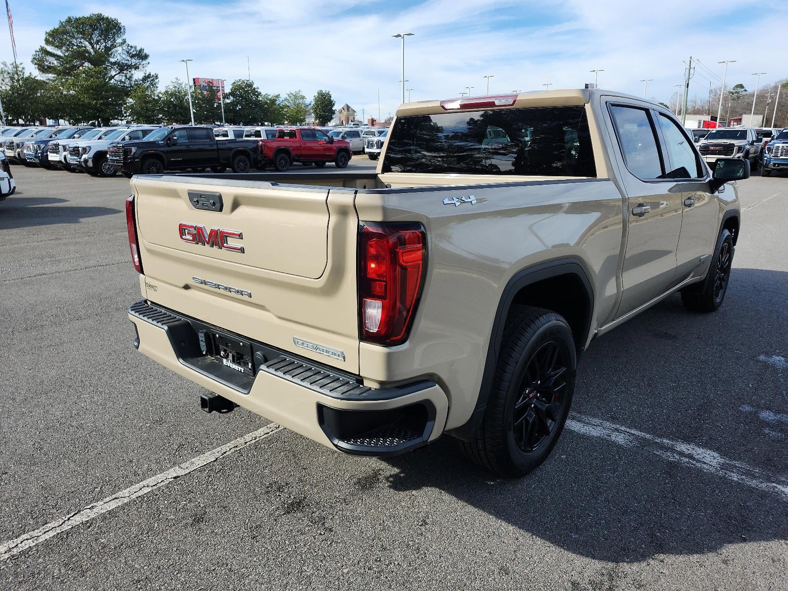 2022 GMC Sierra 1500 Elevation