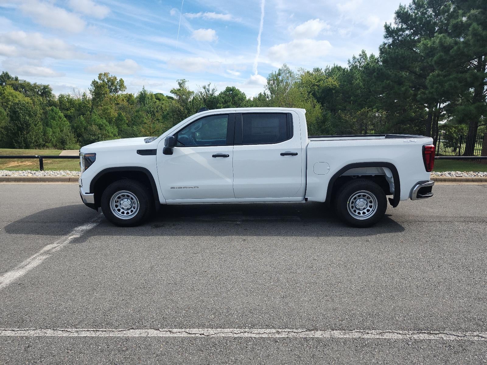 2026 GMC Sierra 1500 Crew Cab Short Box 4-Wheel Drive Pro