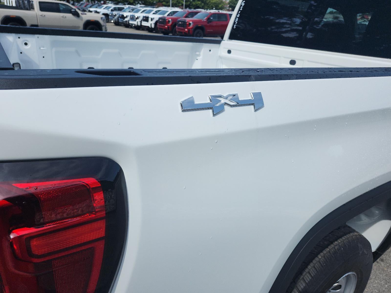 2026 GMC Sierra 1500 Crew Cab Short Box 4-Wheel Drive Pro