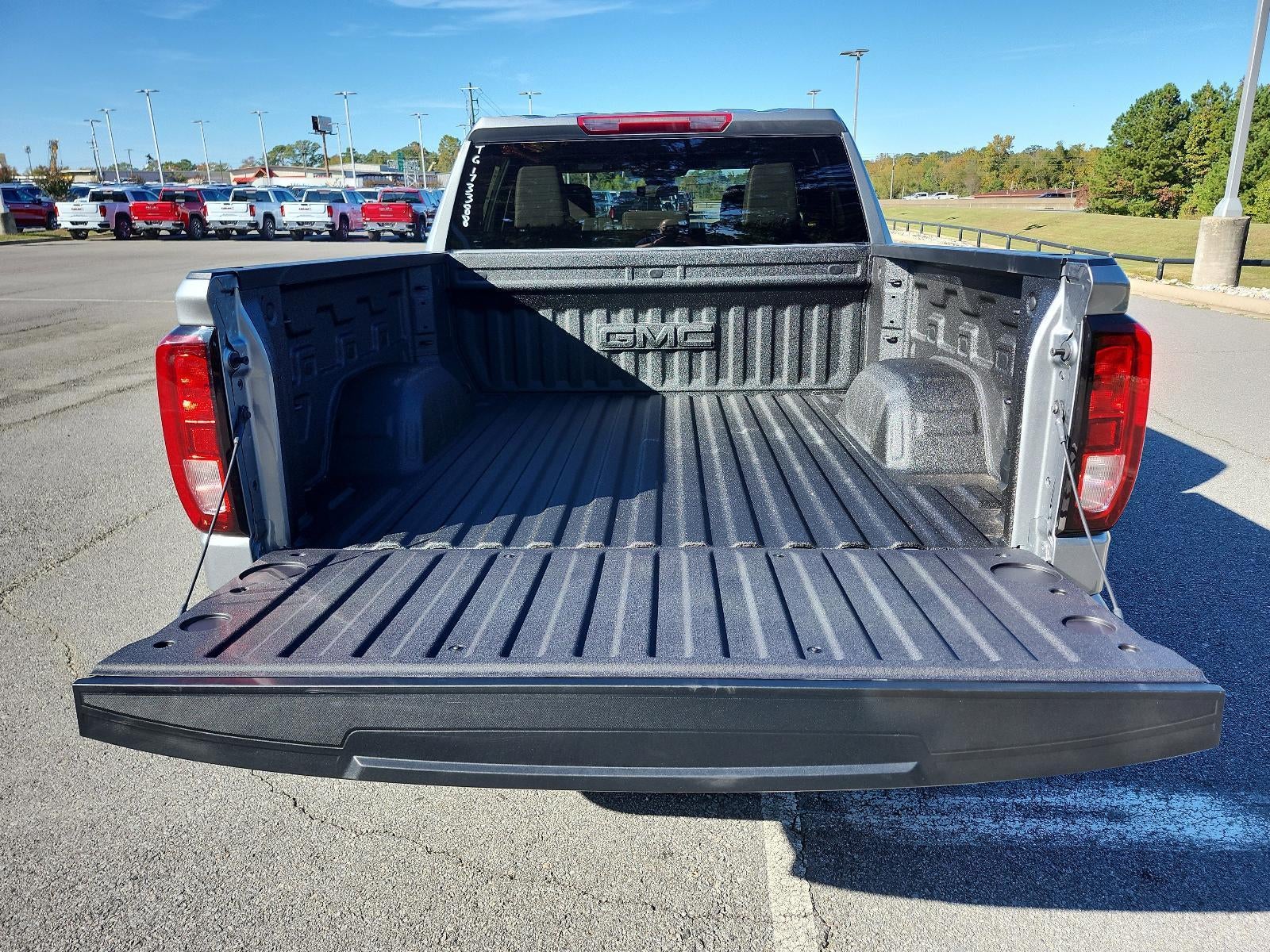 2026 GMC Sierra 1500 Crew Cab Short Box 4-Wheel Drive SLE