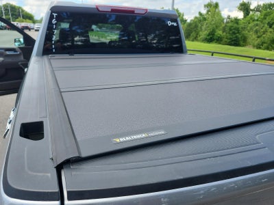 2026 GMC Sierra 1500 Crew Cab Short Box 4-Wheel Drive SLE