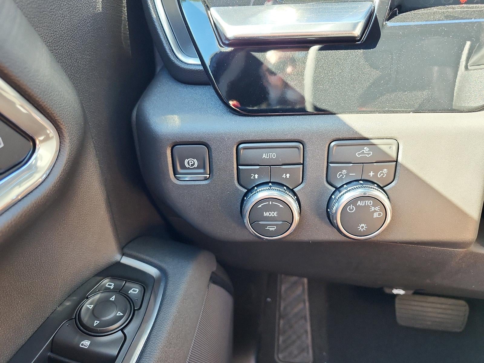 2026 GMC Sierra 1500 Crew Cab Short Box 4-Wheel Drive SLE