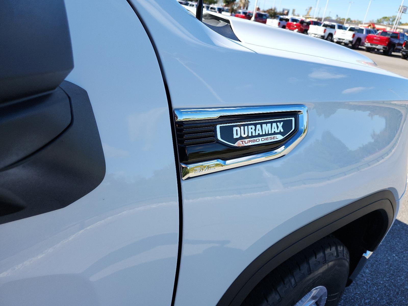 2026 GMC Sierra 1500 Crew Cab Short Box 4-Wheel Drive SLE