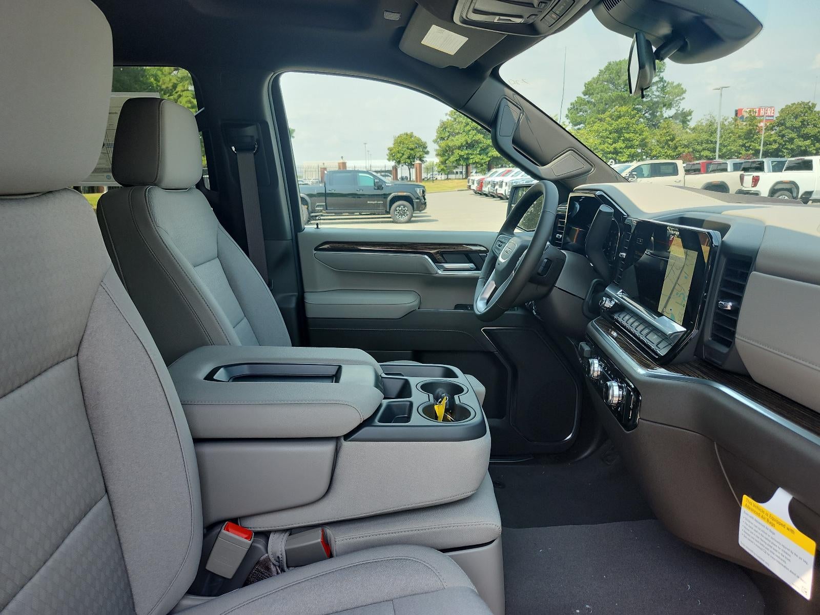 2026 GMC Sierra 1500 SLE - Photo 8