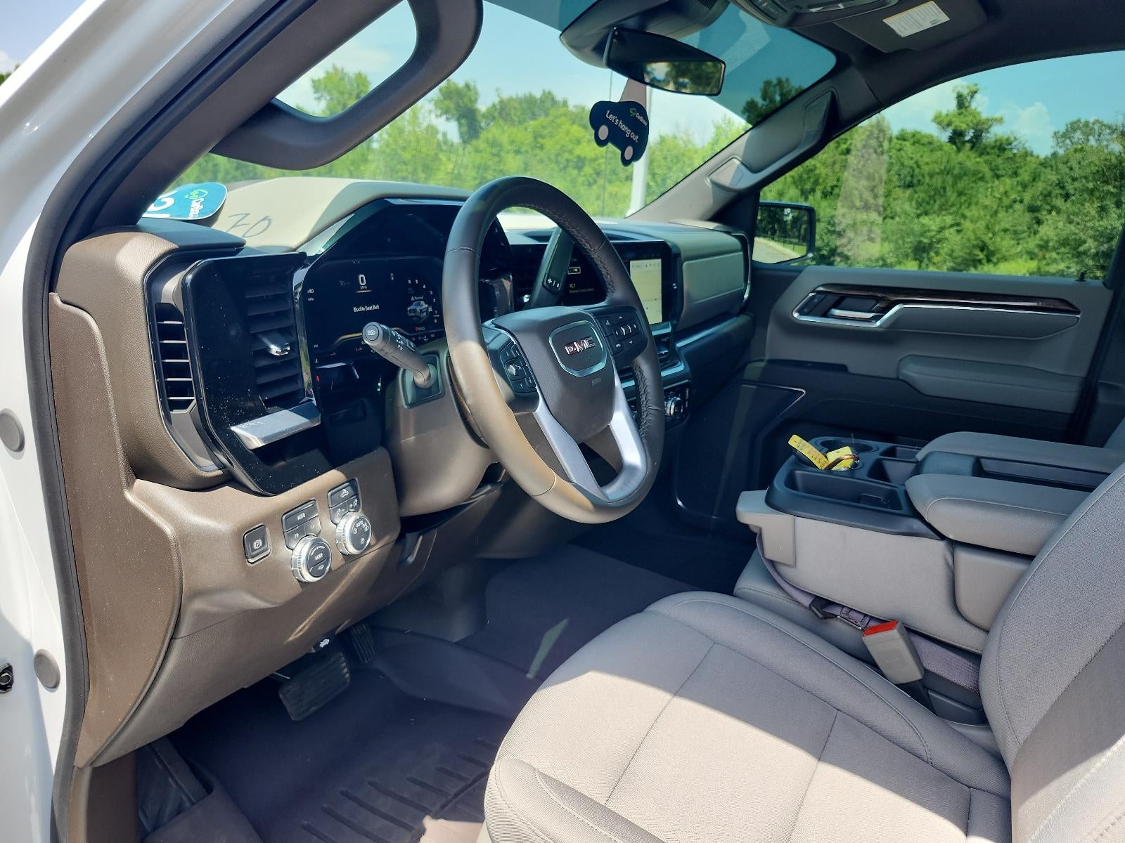 2024 GMC Sierra 1500 SLE