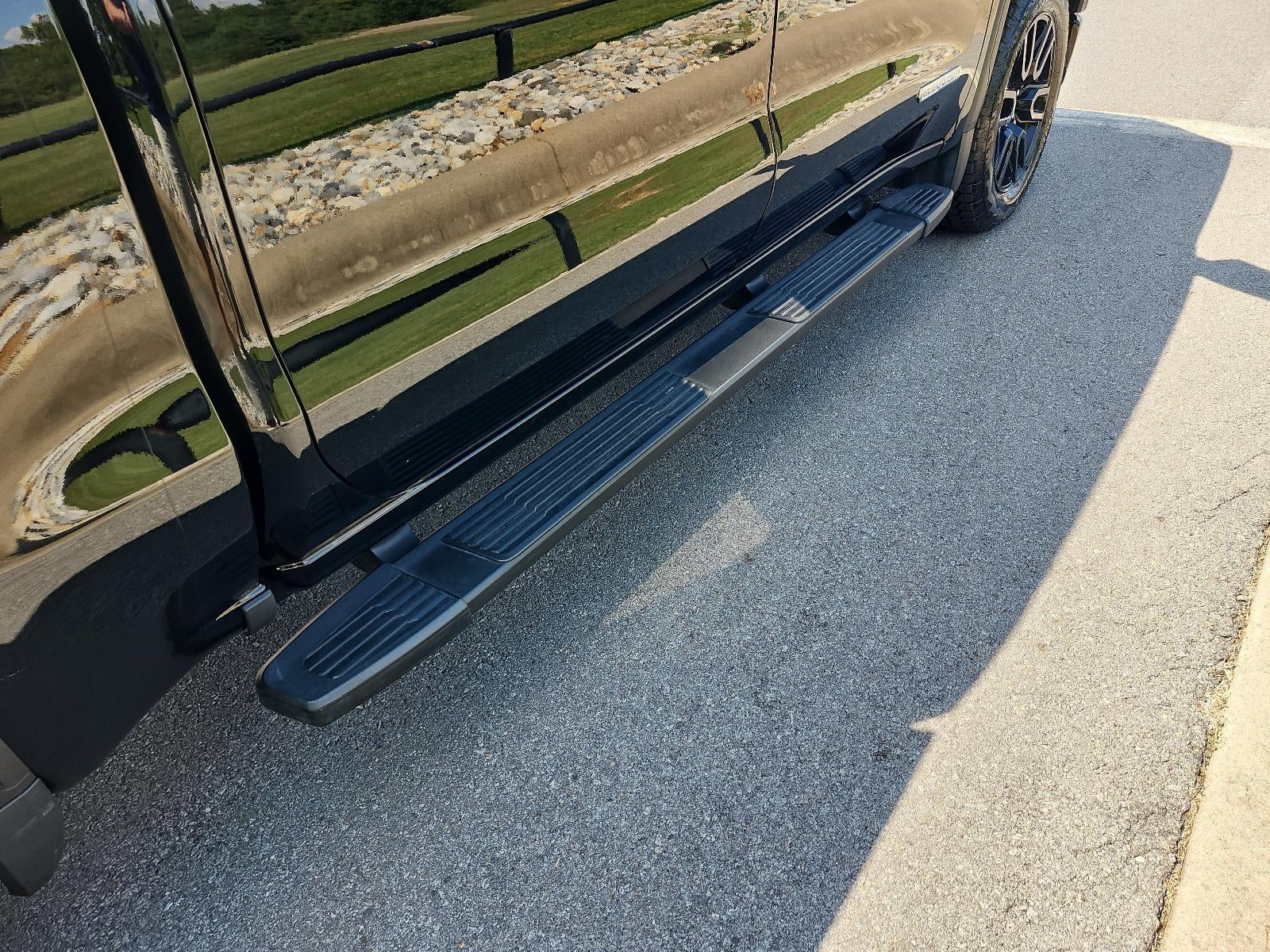 2024 GMC Sierra 1500 Elevation - Photo 8
