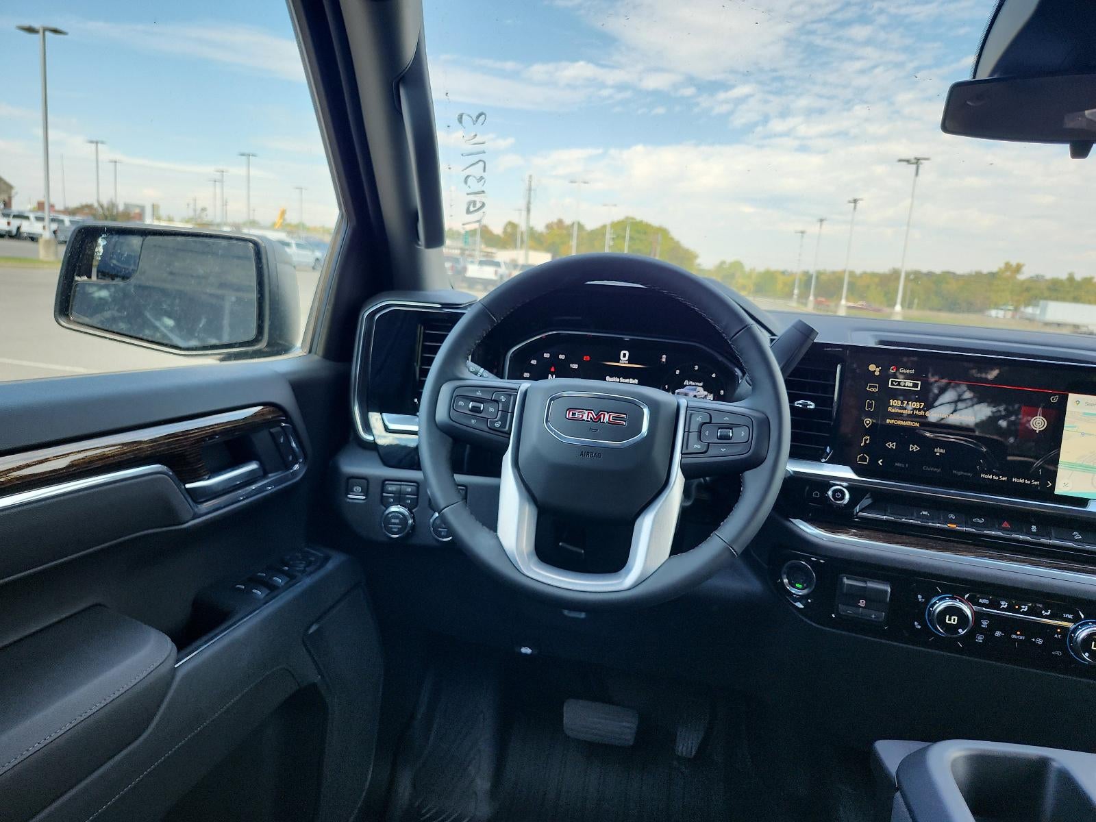 2026 GMC Sierra 1500 Crew Cab Short Box 4-Wheel Drive Elevation 3SB