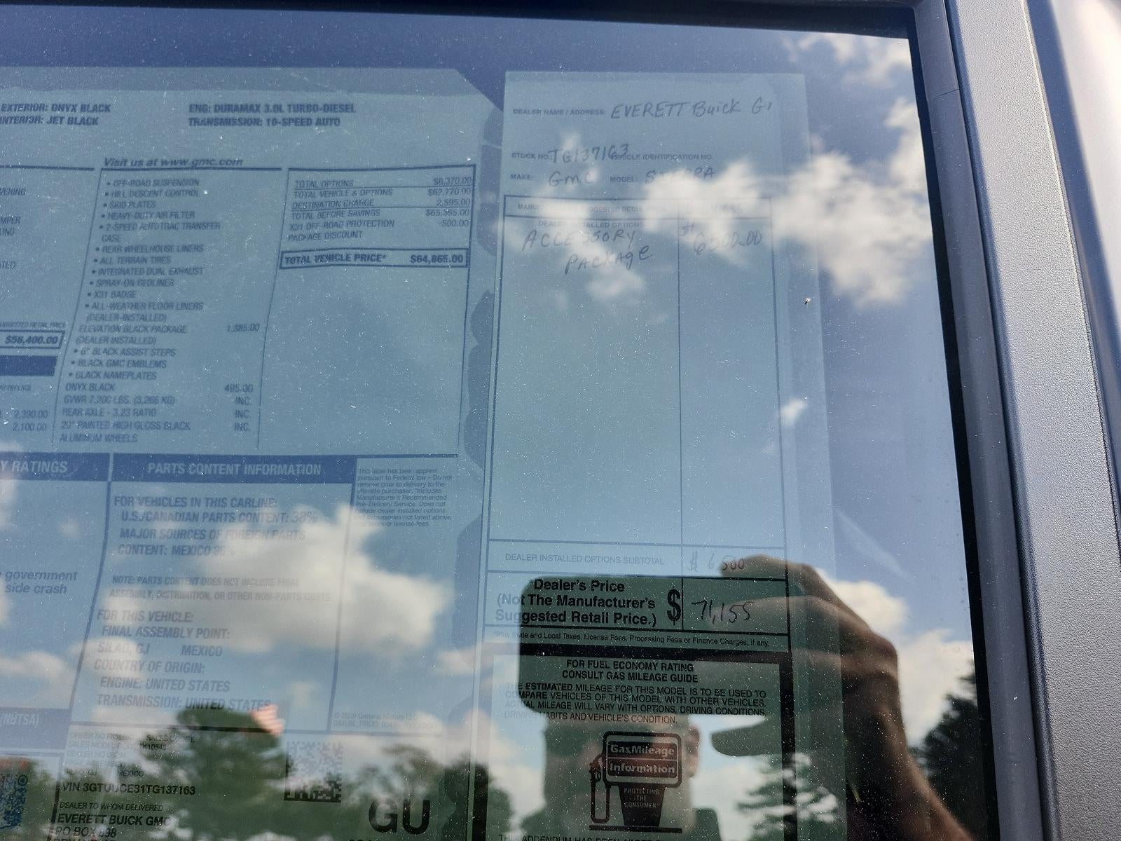 2026 GMC Sierra 1500 Crew Cab Short Box 4-Wheel Drive Elevation 3SB