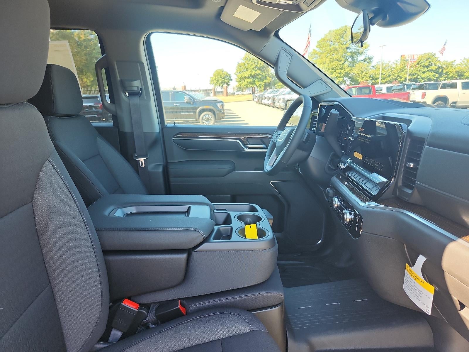 2026 GMC Sierra 1500 Crew Cab Short Box 4-Wheel Drive Elevation 3SB