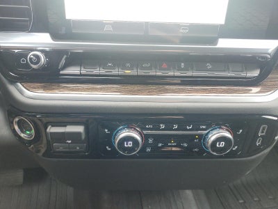 2026 GMC Sierra 1500 Crew Cab Short Box 4-Wheel Drive Elevation 3SB