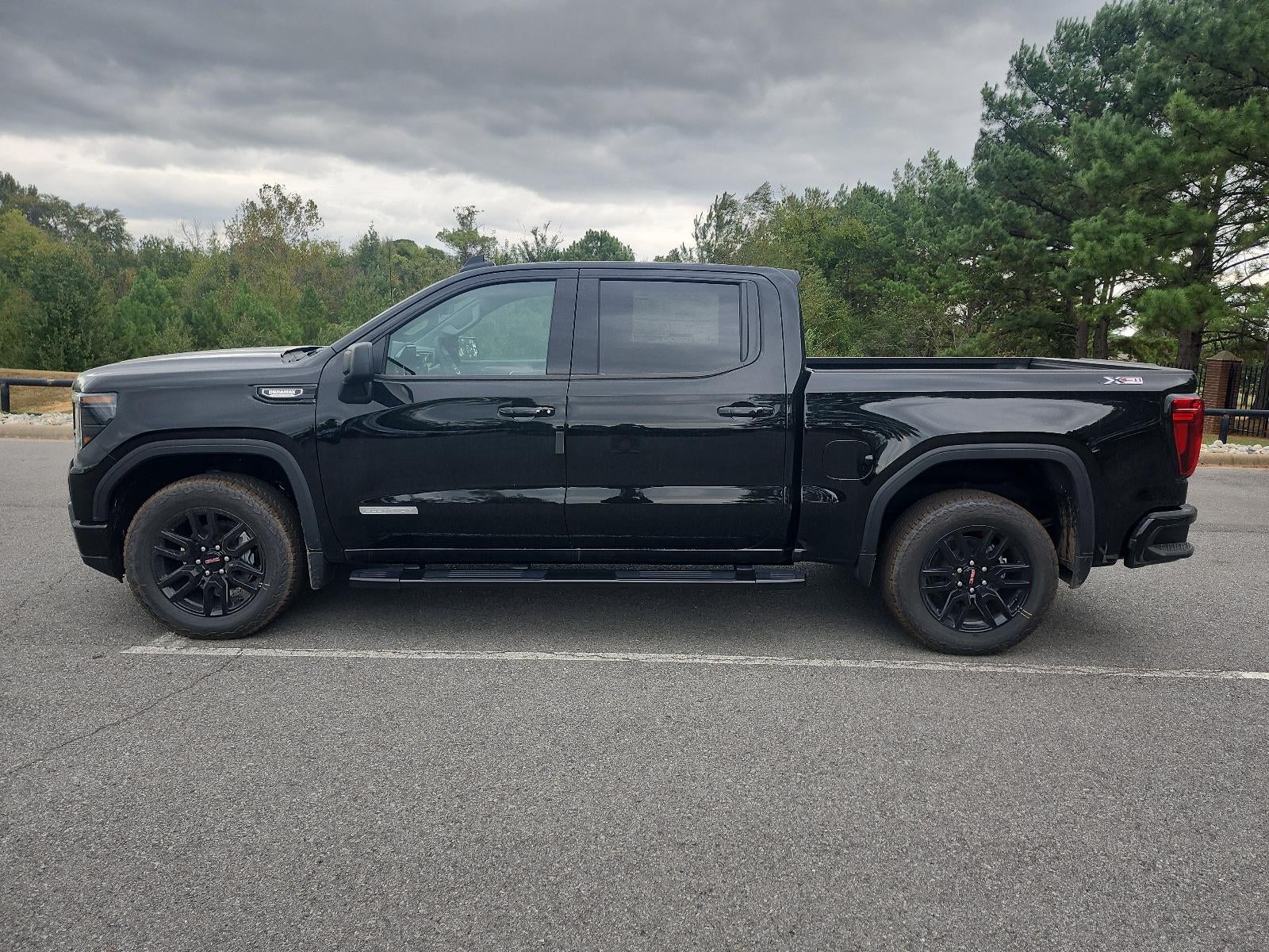 2026 GMC Sierra 1500 Crew Cab Short Box 4-Wheel Drive Elevation 3SB