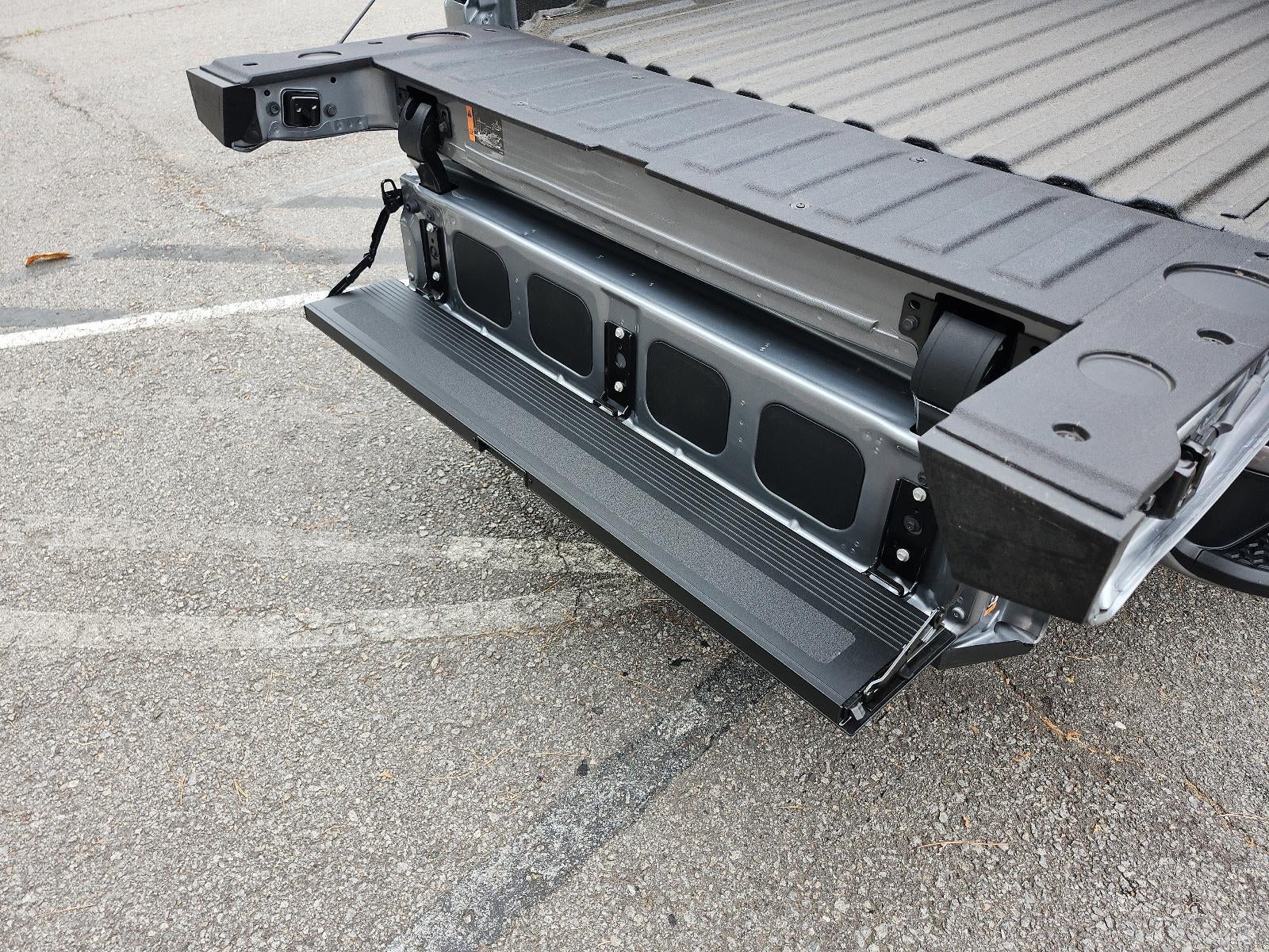 2026 GMC Sierra 1500 Crew Cab Short Box 4-Wheel Drive Elevation 3SB