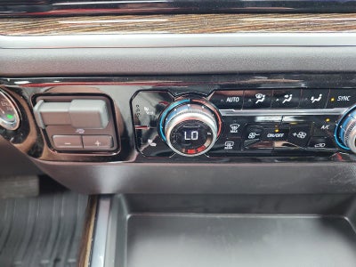 2026 GMC Sierra 1500 Crew Cab Short Box 4-Wheel Drive Elevation 3SB