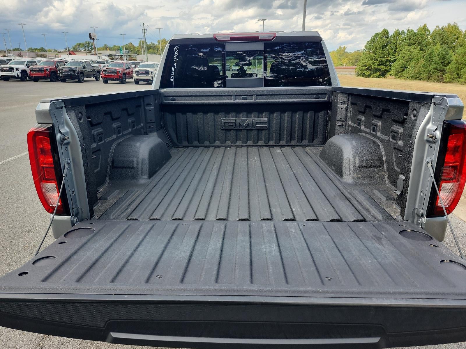 2024 GMC Sierra 1500 Elevation - Photo 12