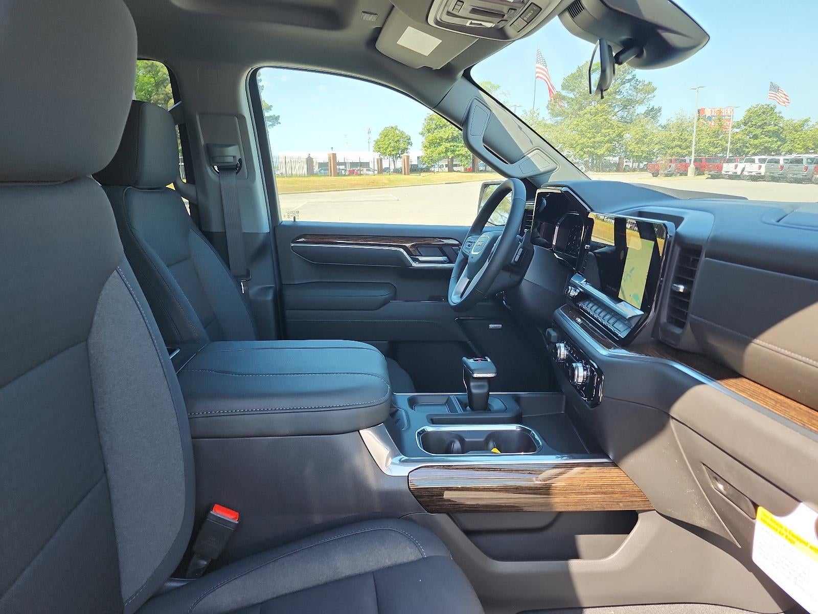 2026 GMC Sierra 1500 Crew Cab Short Box 4-Wheel Drive Elevation 3SB
