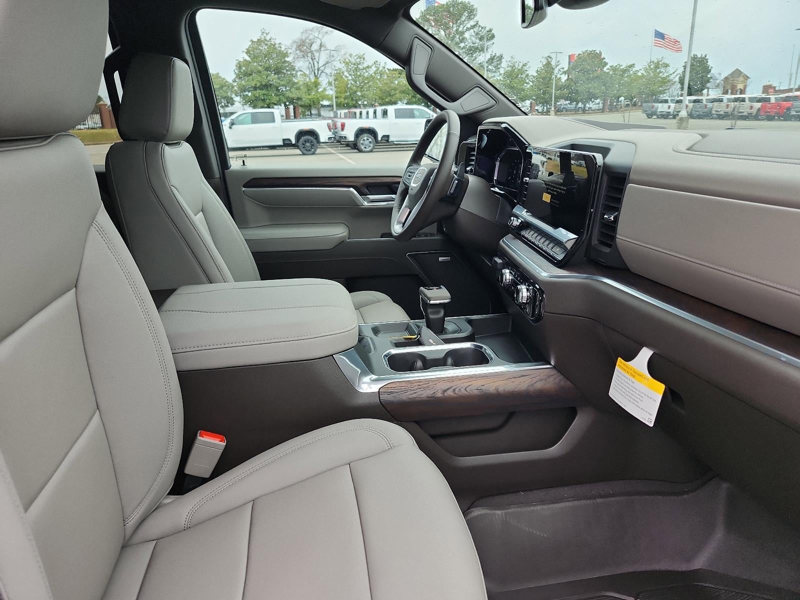 2026 GMC Sierra 1500 Crew Cab Short Box 4-Wheel Drive SLT