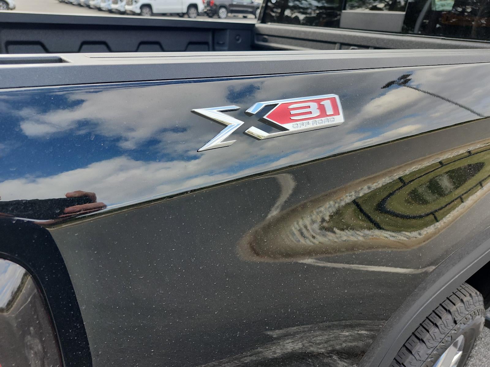 2026 GMC Sierra 1500 Crew Cab Short Box 4-Wheel Drive SLT