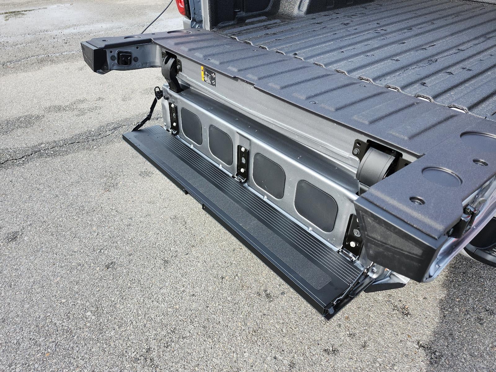 2026 GMC Sierra 1500 Crew Cab Short Box 4-Wheel Drive SLT