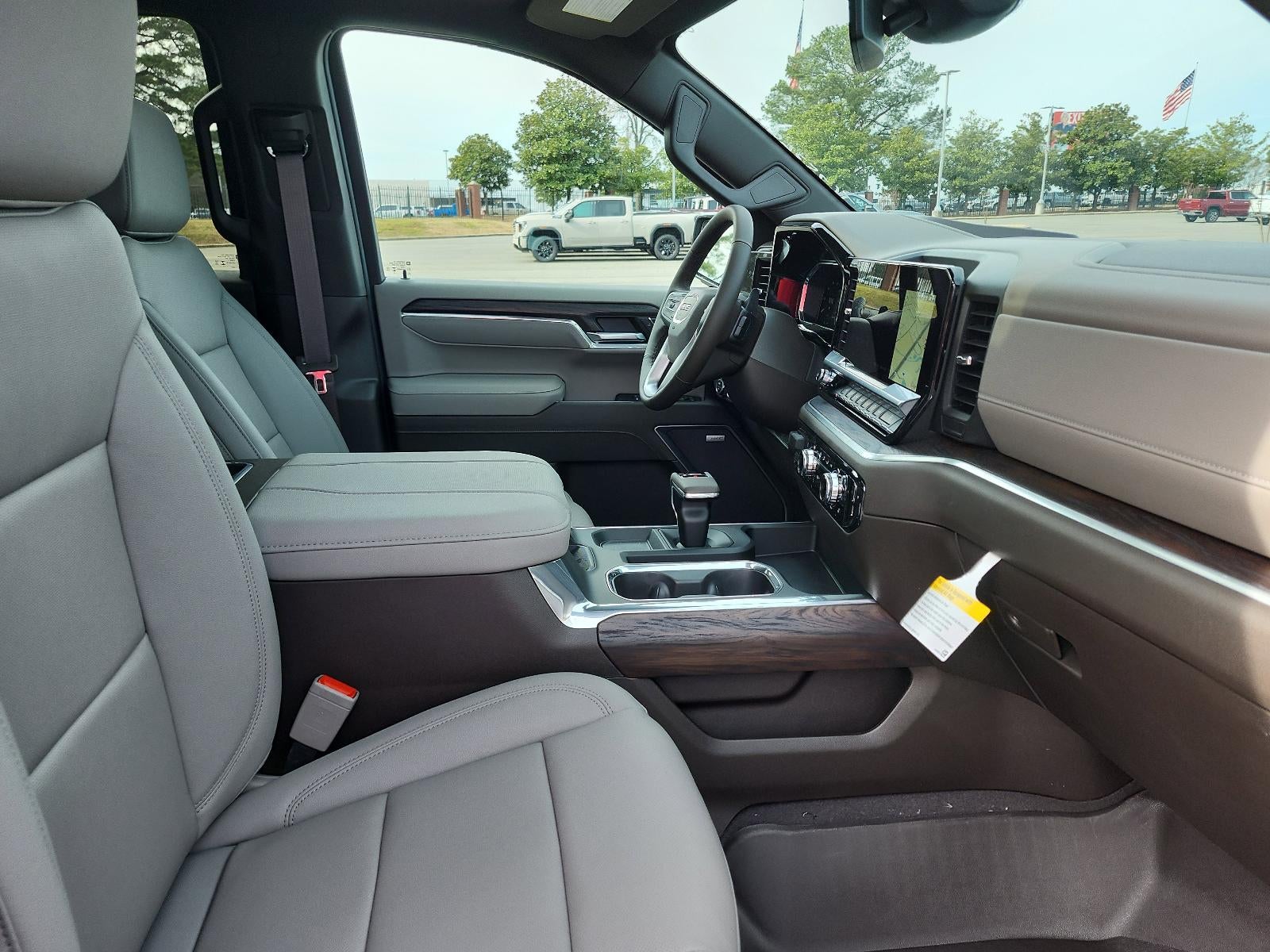 2026 GMC Sierra 1500 Crew Cab Short Box 4-Wheel Drive SLT