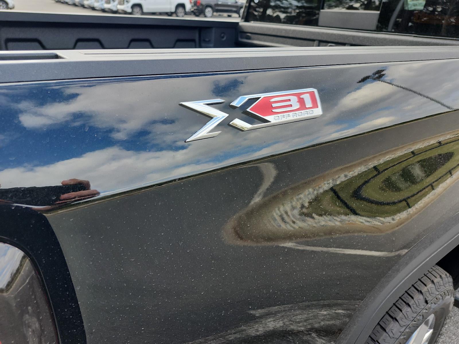 2026 GMC Sierra 1500 Crew Cab Short Box 4-Wheel Drive SLT