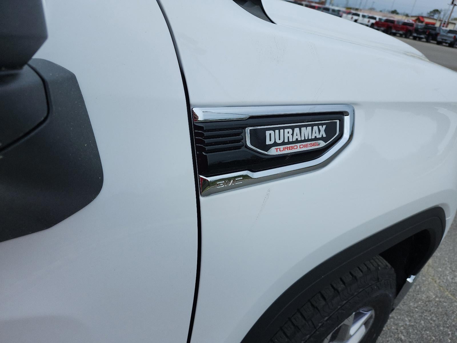 2026 GMC Sierra 1500 Crew Cab Short Box 4-Wheel Drive SLT