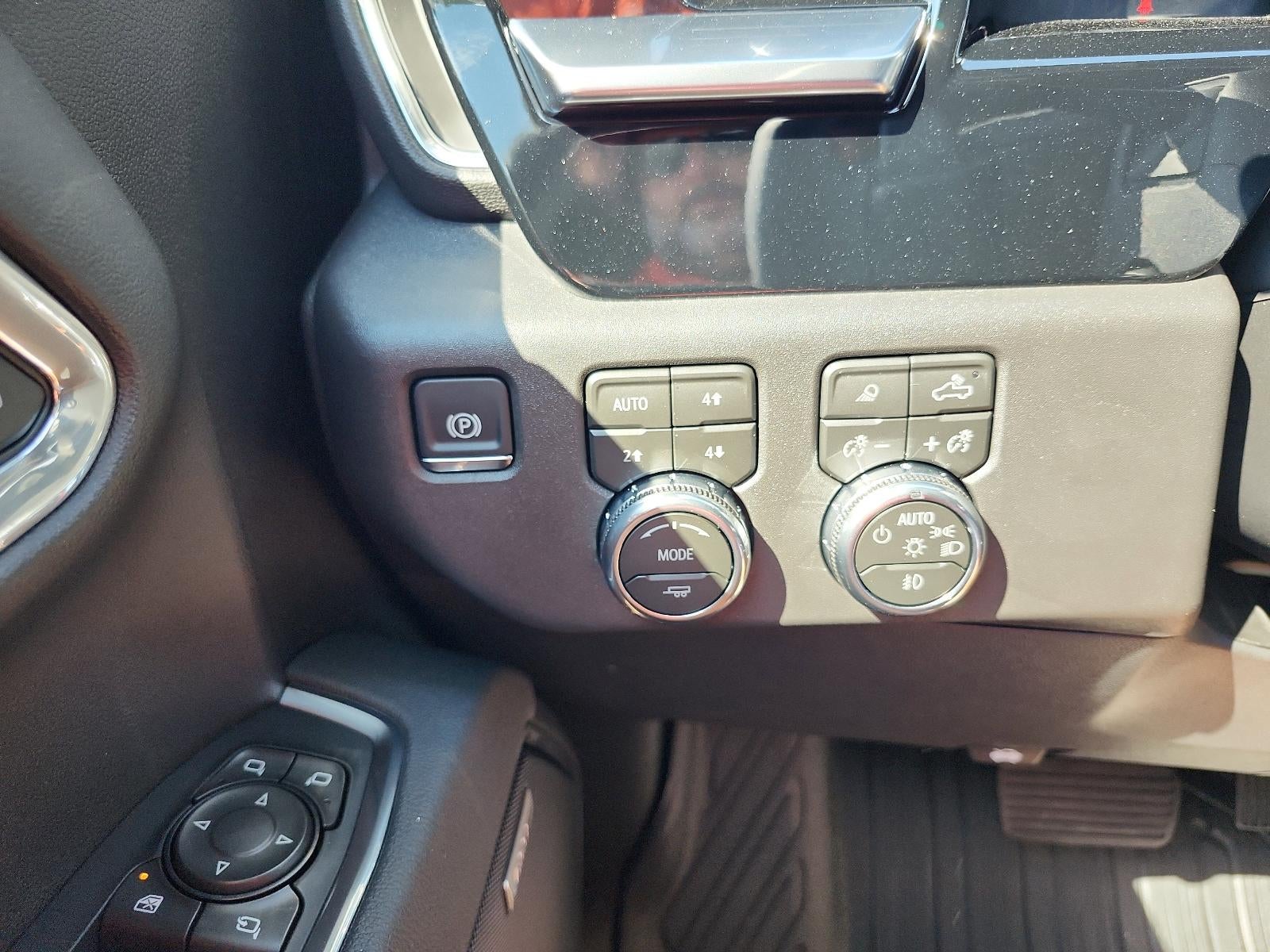 2026 GMC Sierra 1500 Crew Cab Short Box 4-Wheel Drive SLT